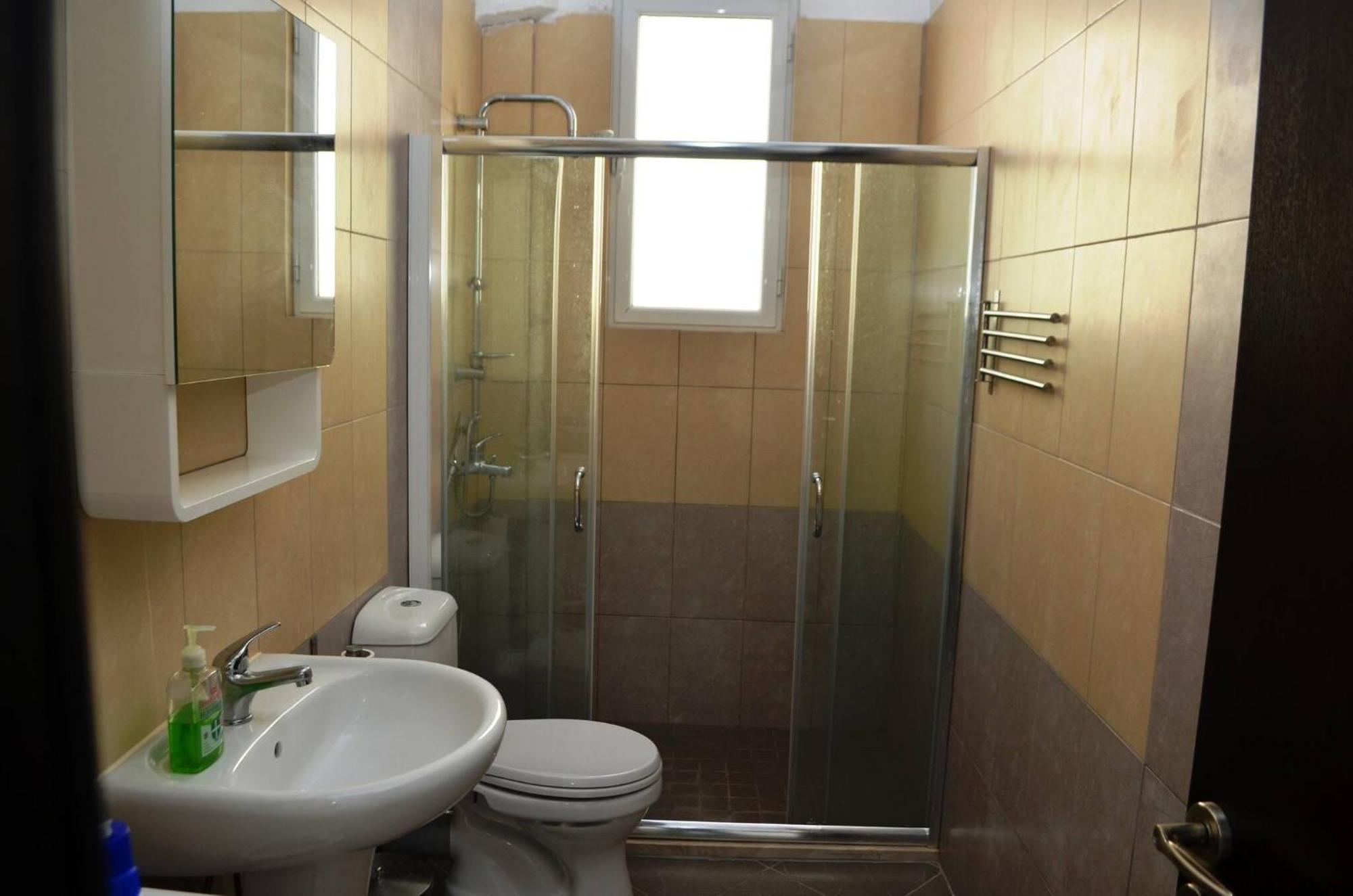 Apartment Gert Sarandë